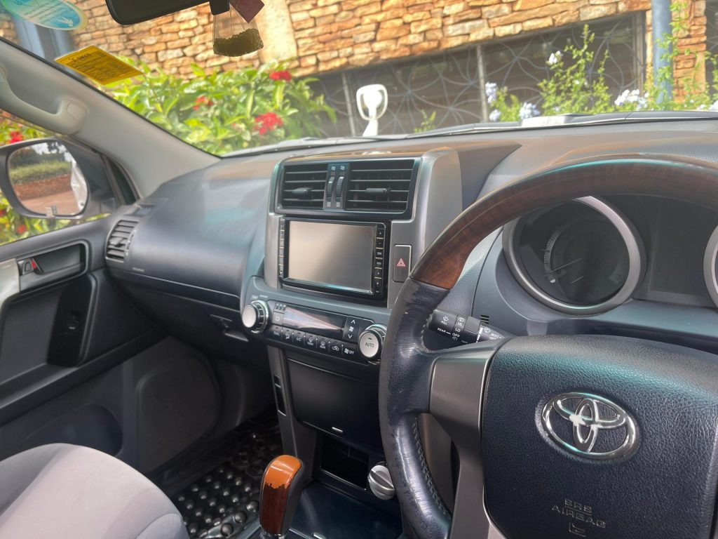 Uganda-Road Trip