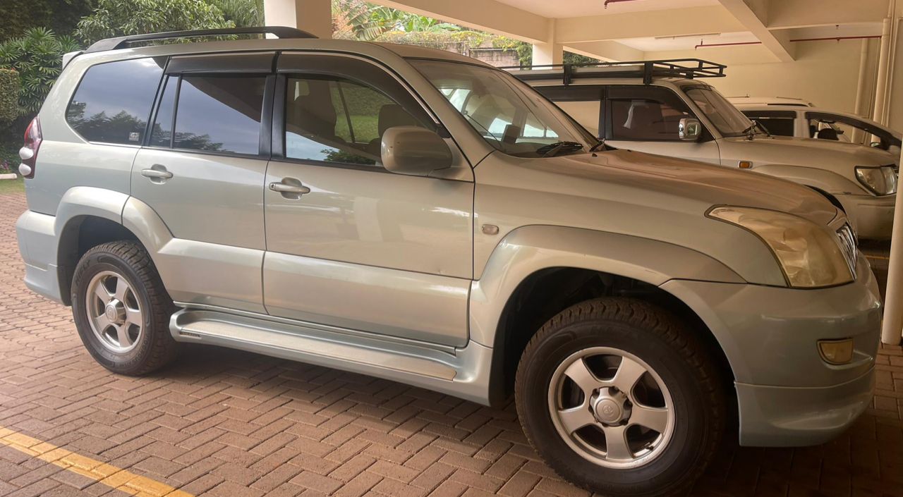The Best Cars to Rent for 4 People in Uganda