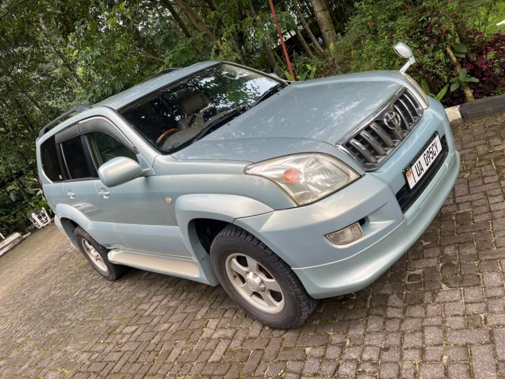 Land cruiser rentals 4x4 Selfdrive